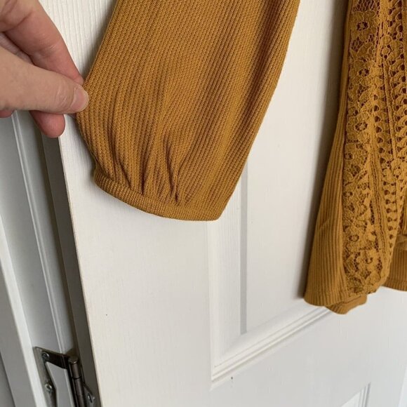 Artesia Women’s Small Mustard Yellow Lace Long Sleeve Top New - Picture 5 of 12